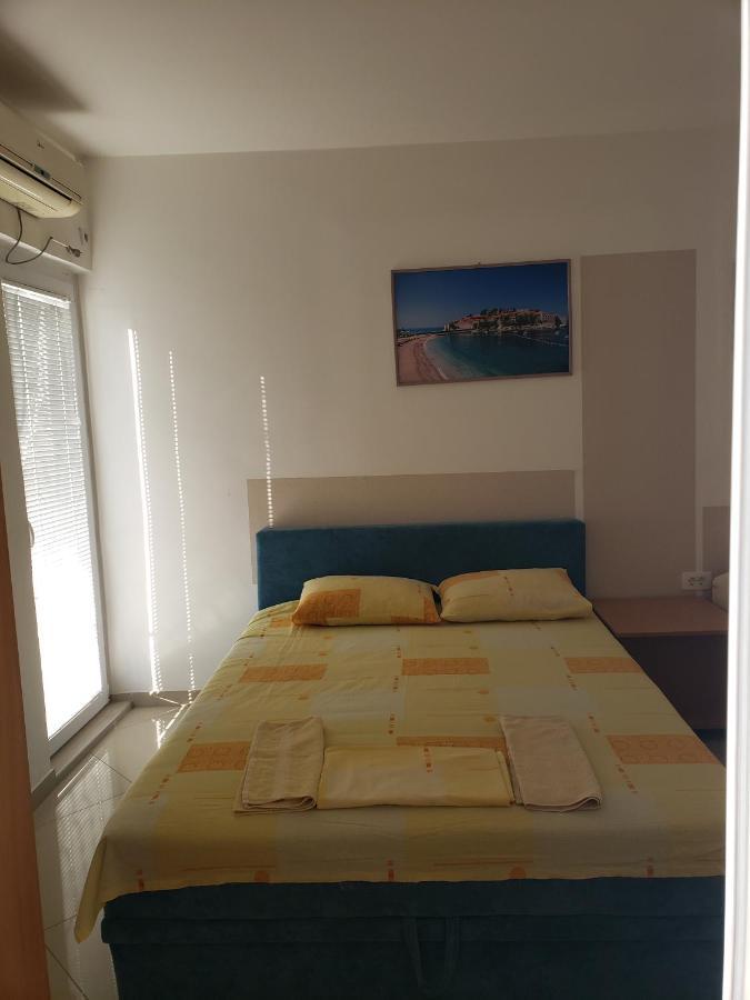Apartments Petricevic Sutomore Eksteriør bilde
