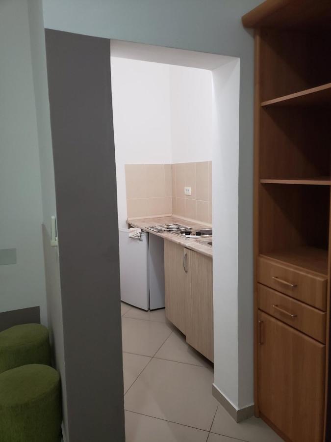 Apartments Petricevic Sutomore Eksteriør bilde
