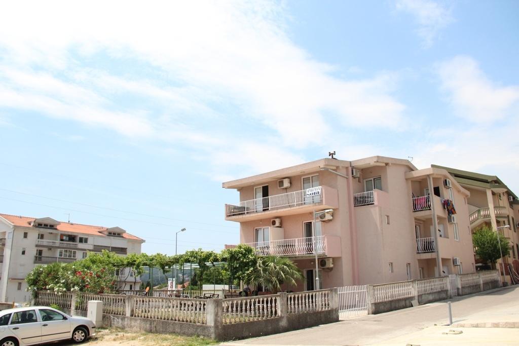 Apartments Petricevic Sutomore Eksteriør bilde